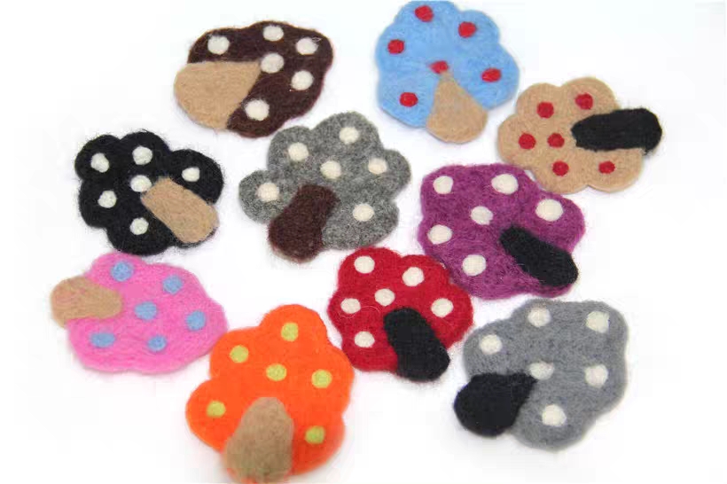 Wool felt tree, handcrafted wool felt tree, DIY finished jewelry accessories, finished phone case, wallet decoration accessories details Picture
