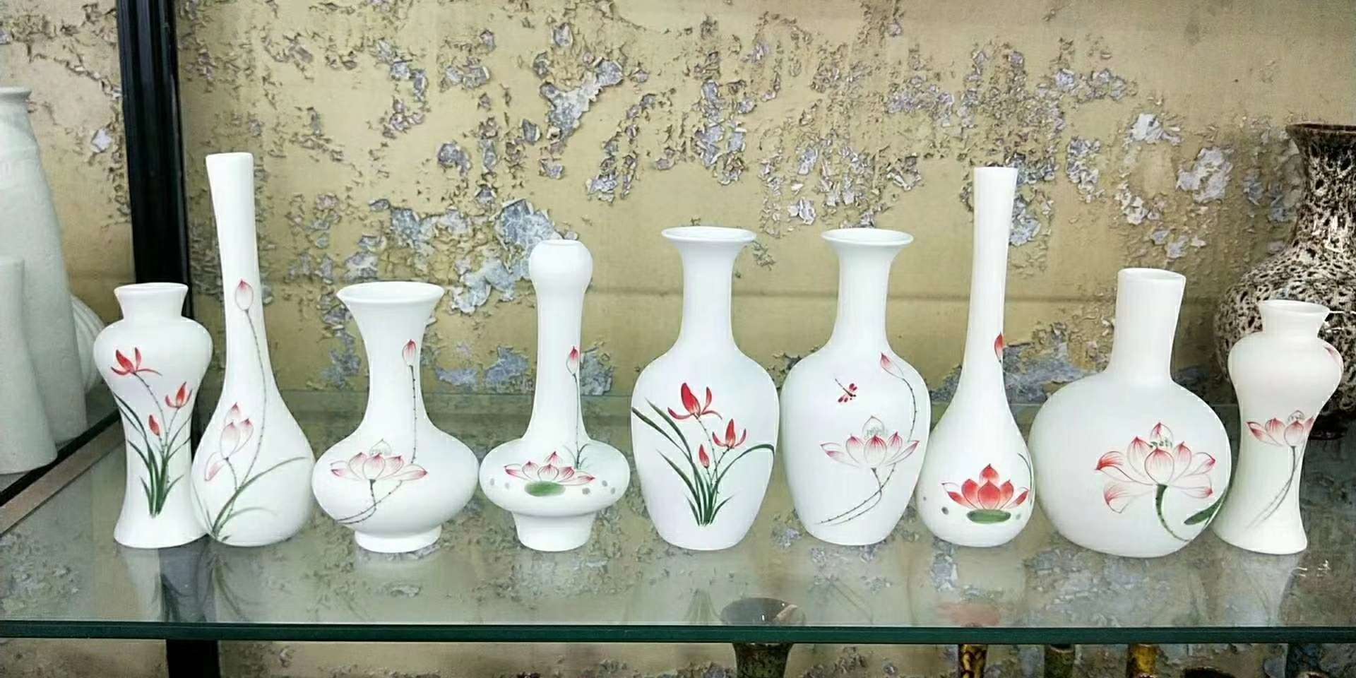 قارورة زهور صغيرة من شحم الخروف undefined
