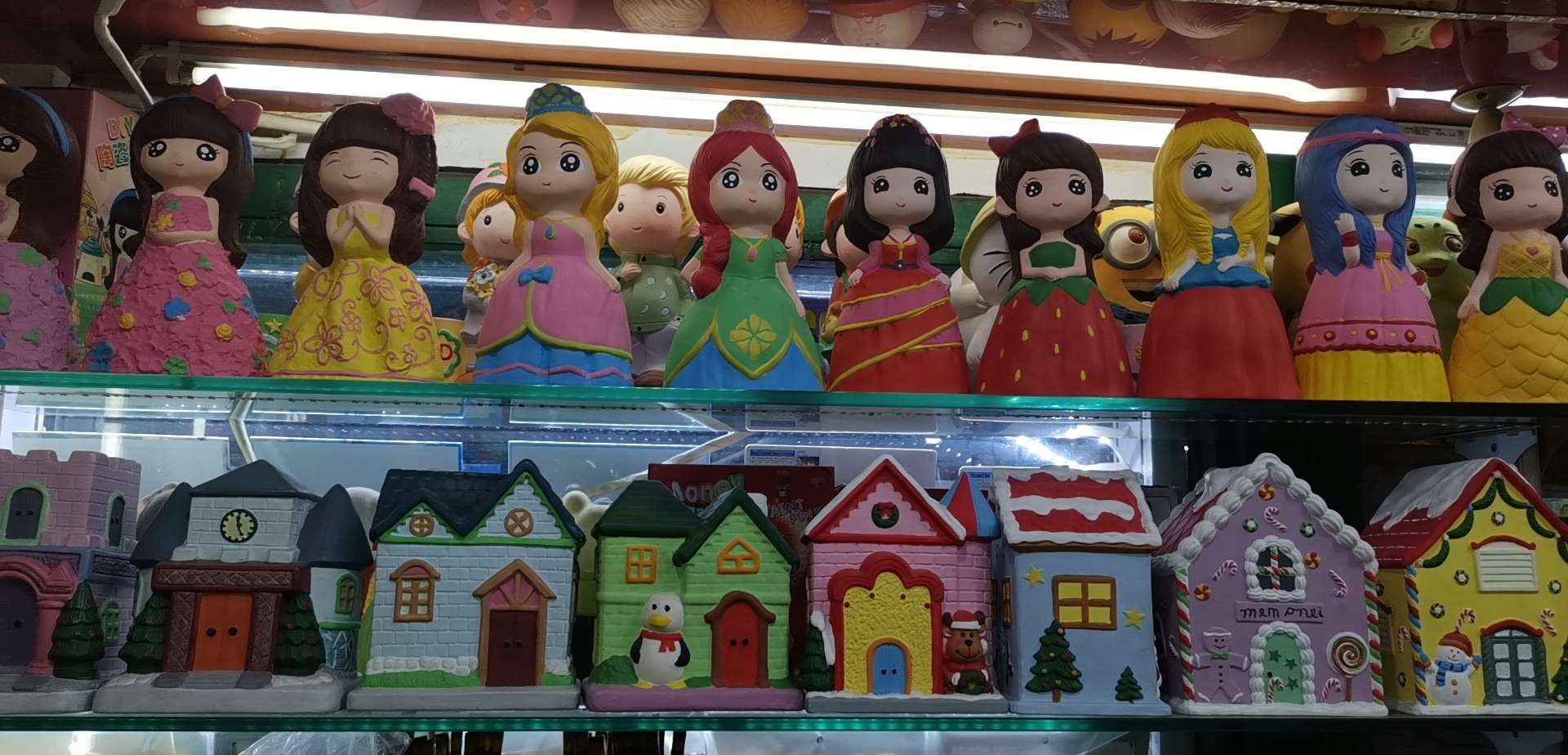 陶瓷工艺品实物图