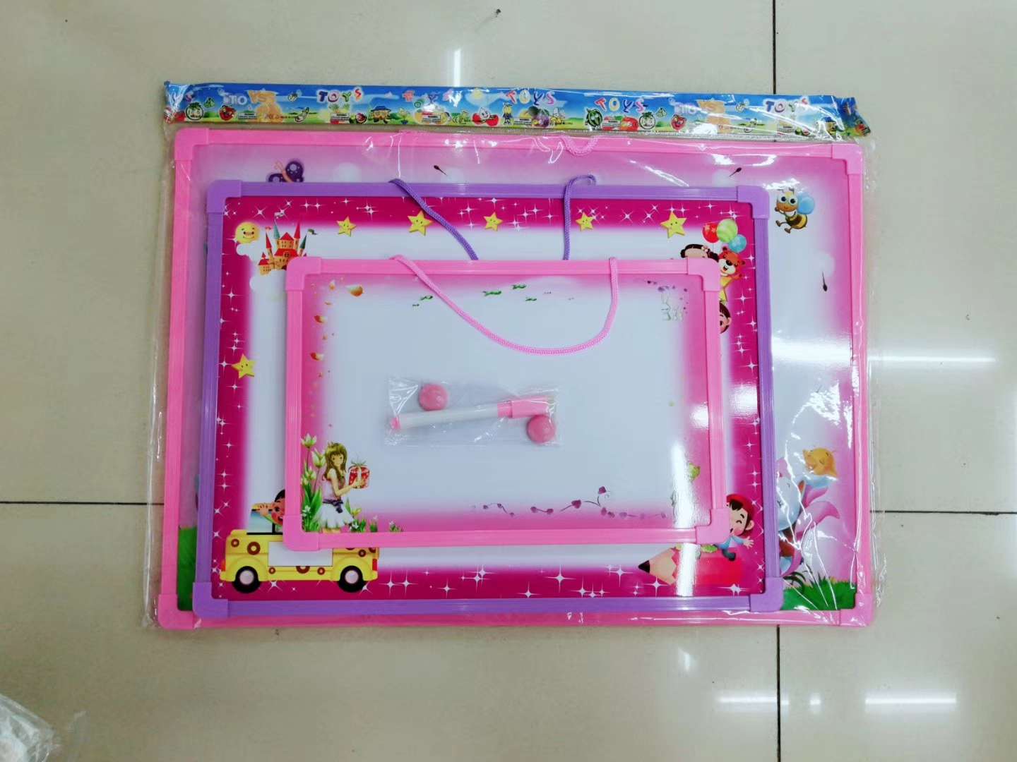 Magnetic 20X30 plastic frame for children to draw on graffiti boards