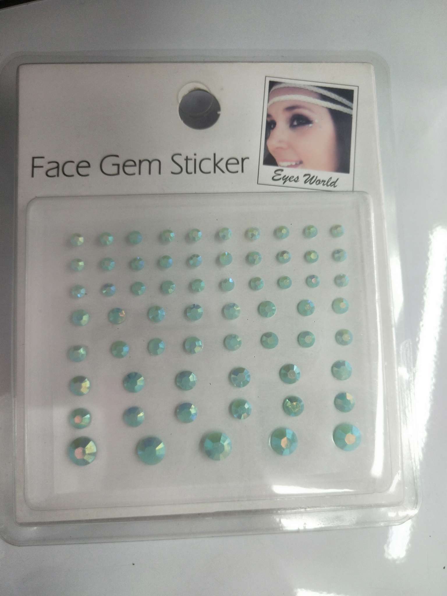 Face pressed - 8 thumbnail
