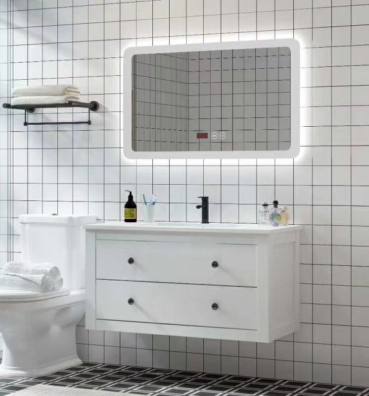 白色现代浴室柜