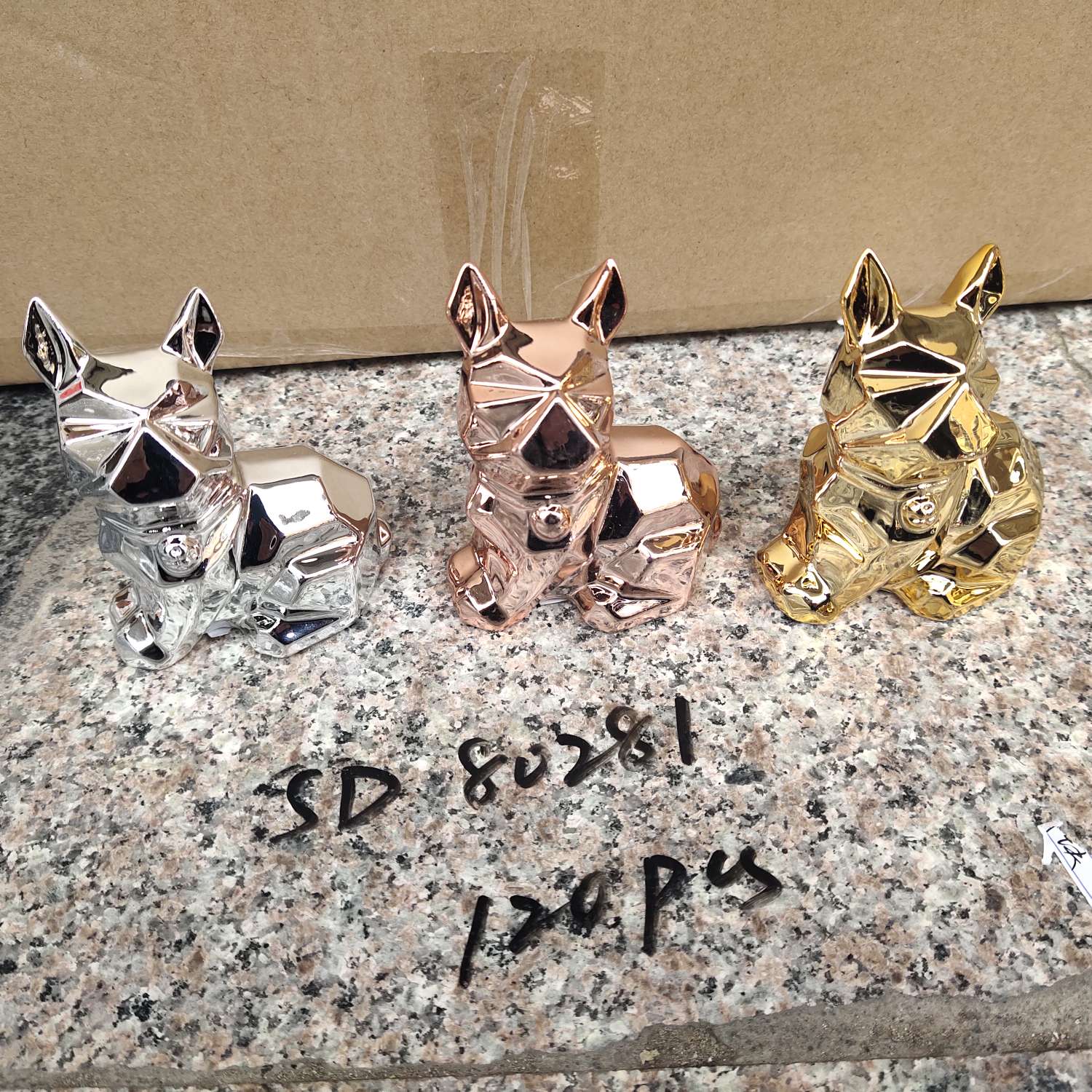 Electroplated trim dog thumbnail