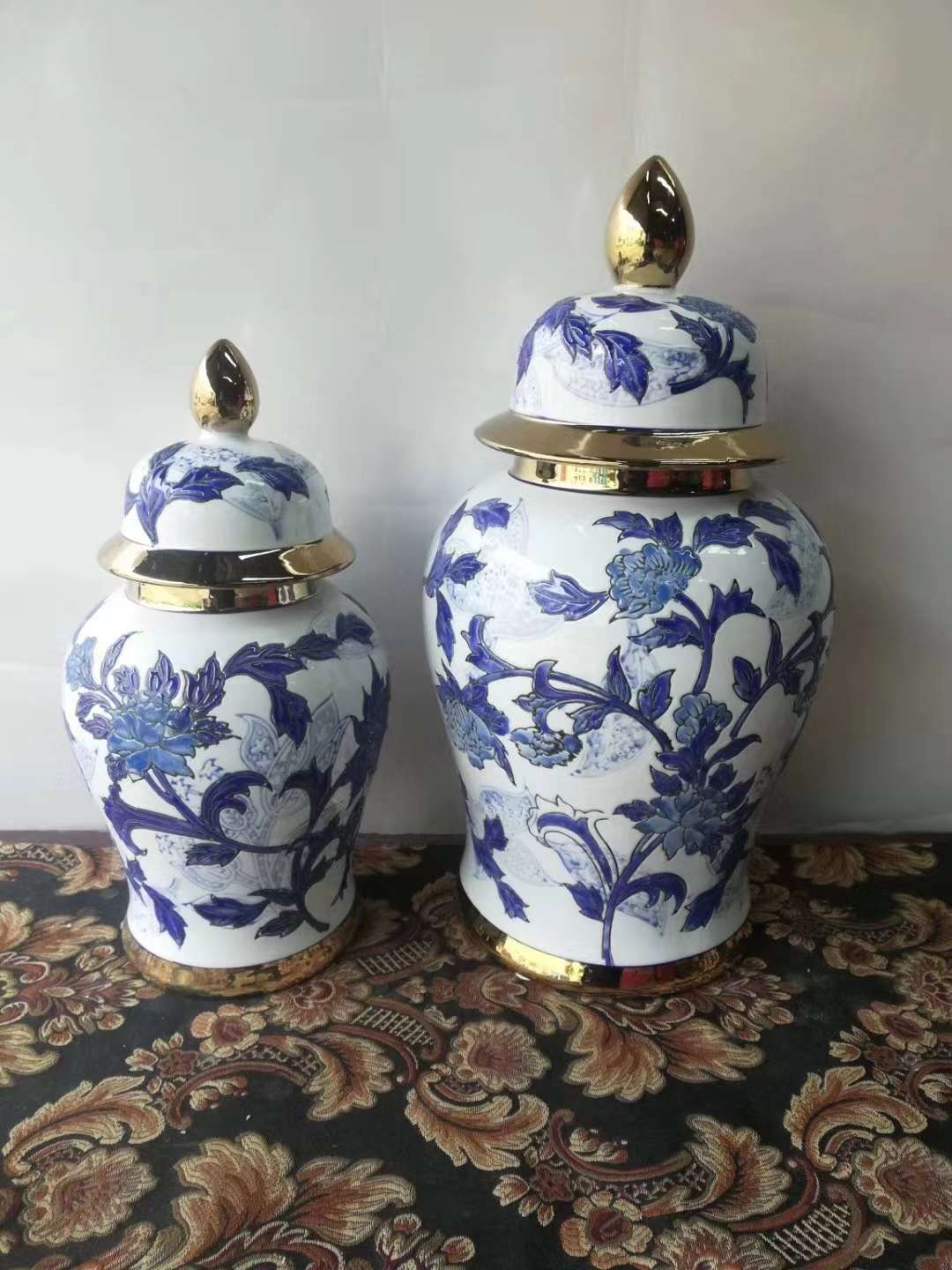 Jingdezhen ceramic general pot blue and white thumbnail