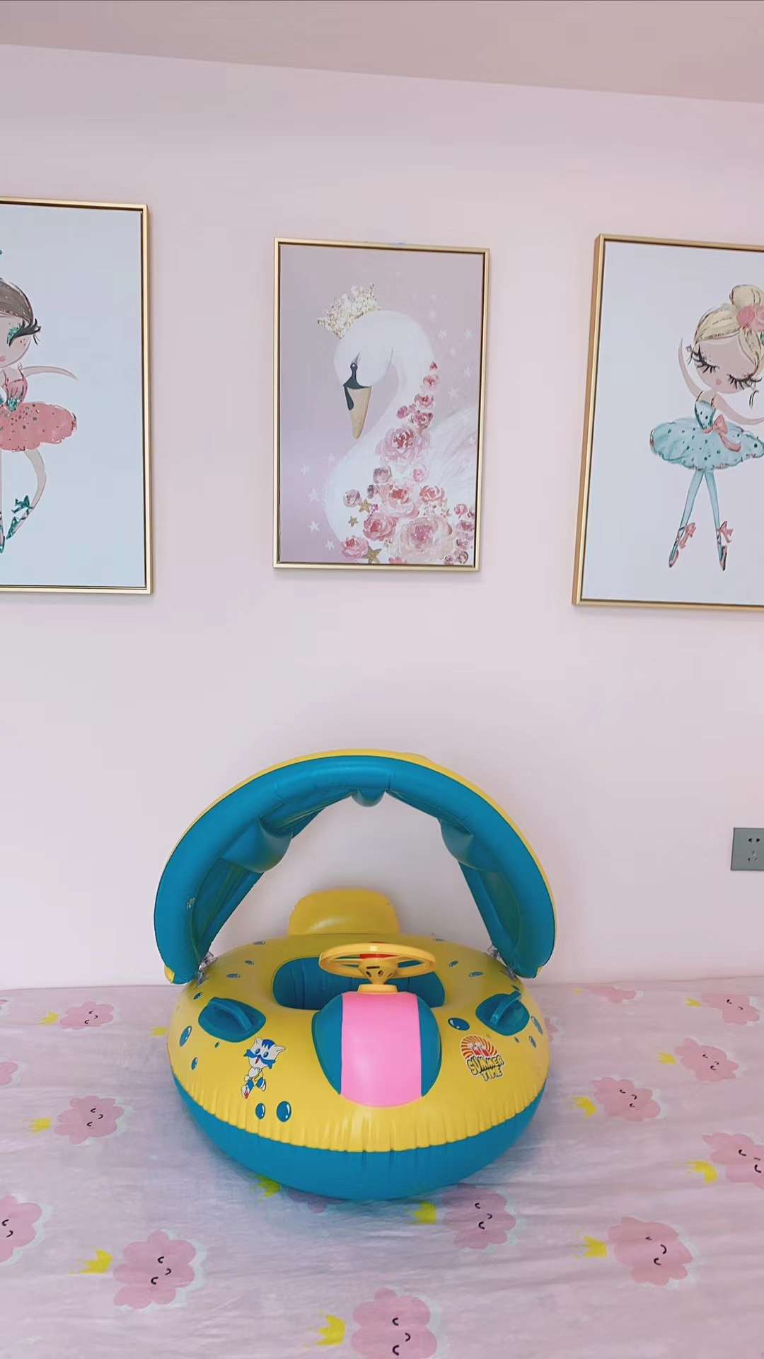 Summer time factory direct sales yellow tent big horn boat youth inflatable life jacket swimming ring 1 Application Scenario