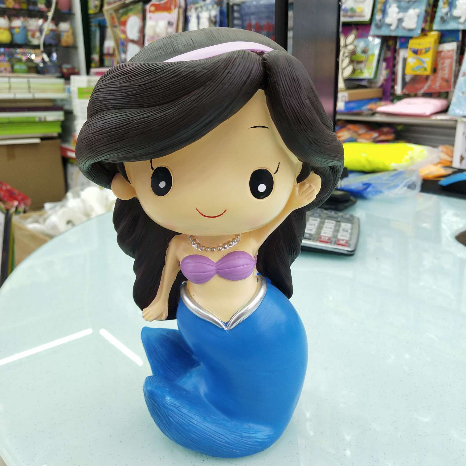 Wholesale factory direct sales of large vinyl doll piggy bank white body painted toys Specification image