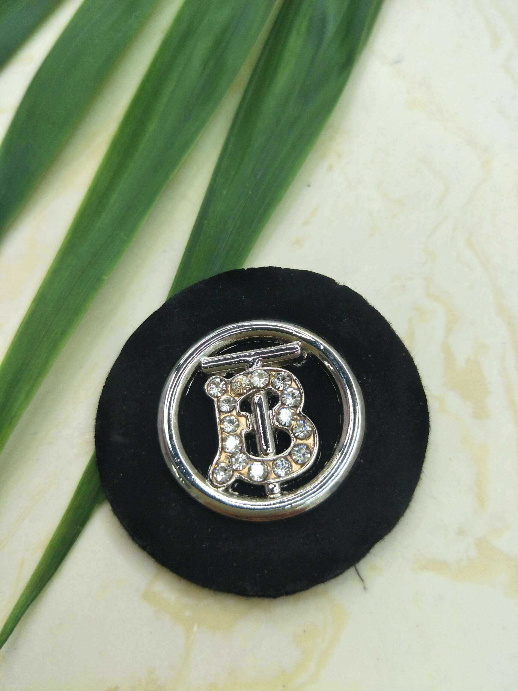 皮标锌合金 /服饰合金皮标产品图