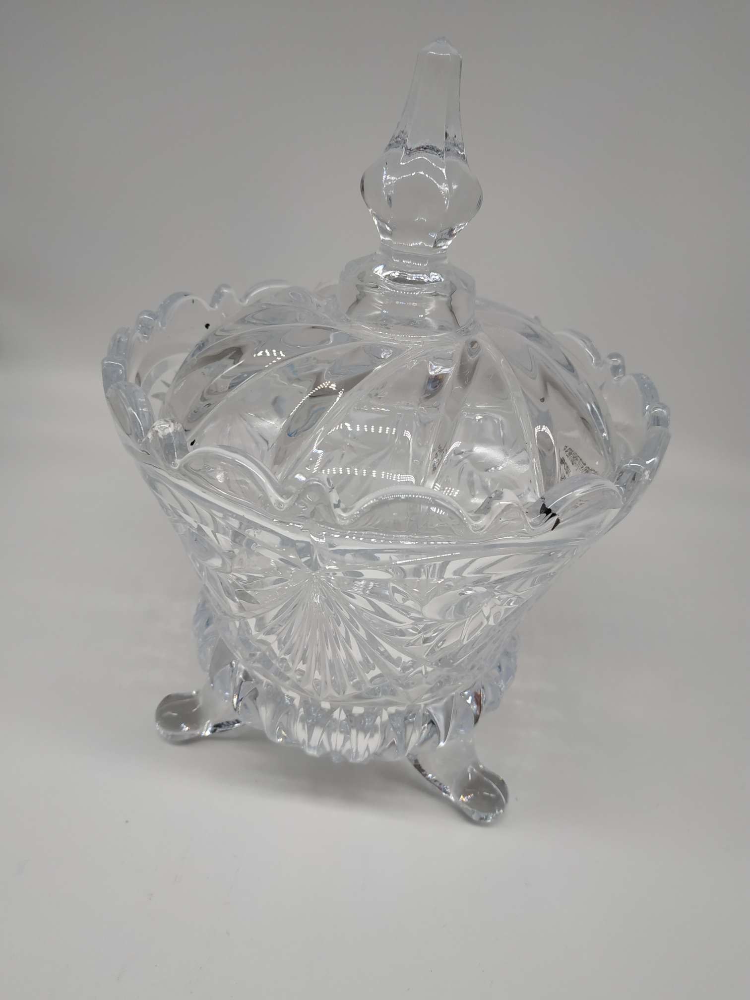 Yiwu Good Goods Huida Glass 17.5*24Cm Sun Flower Sugar Jar Sealed Jar, Arts And Crafts Gifts Specification drawing