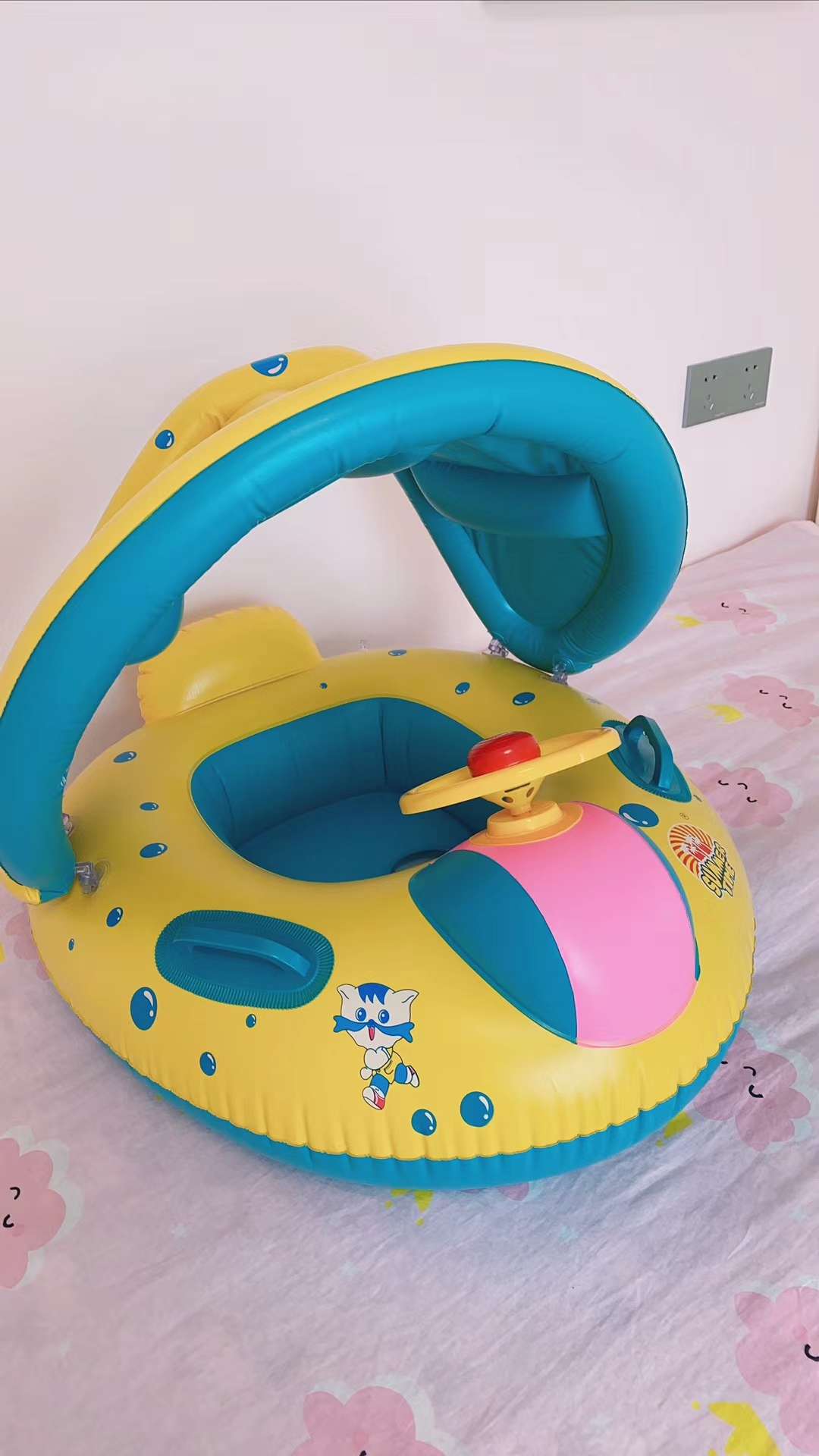 Summer time factory direct sales yellow tent big horn boat youth inflatable life jacket swimming ring 1 Item Picture