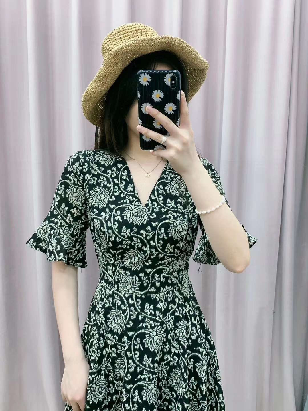 فتنورة قصيرة، تنورة صيفية قصيرة، وبأزياء أزهار جديدة في أزياء الصيف 2020 Item Picture