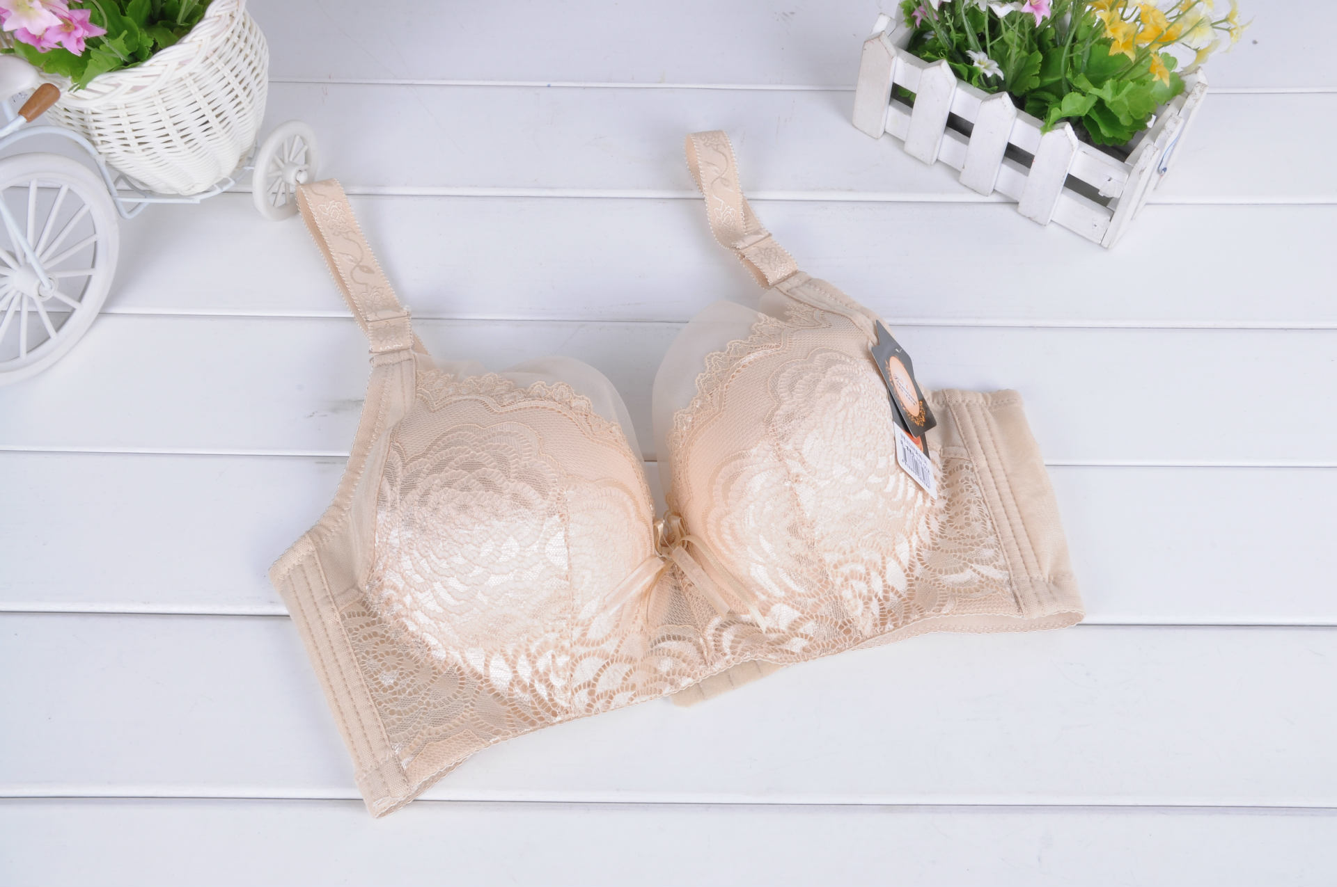 New Factory Direct Sales Of Women's Underwear Push-Up Bra Adjustment Bra Sexy Large Cup Bra Application Scenario