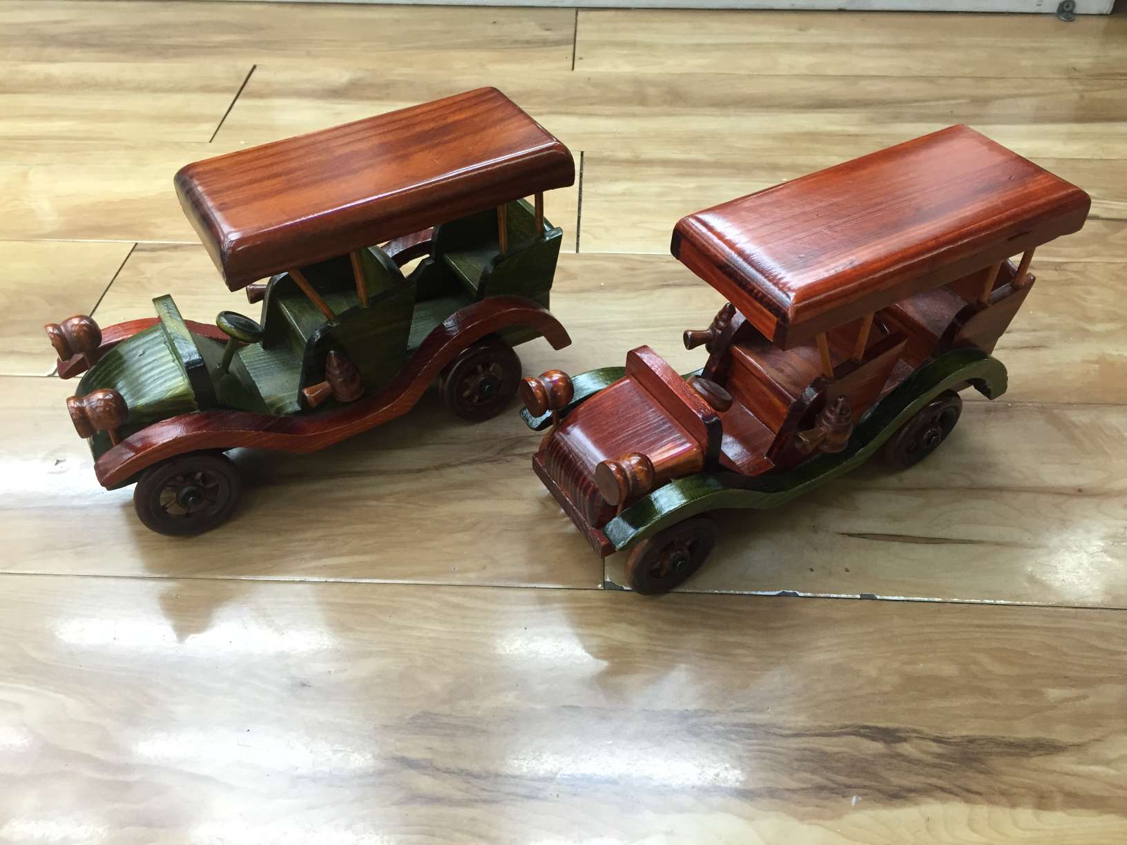 木制车模工艺品118