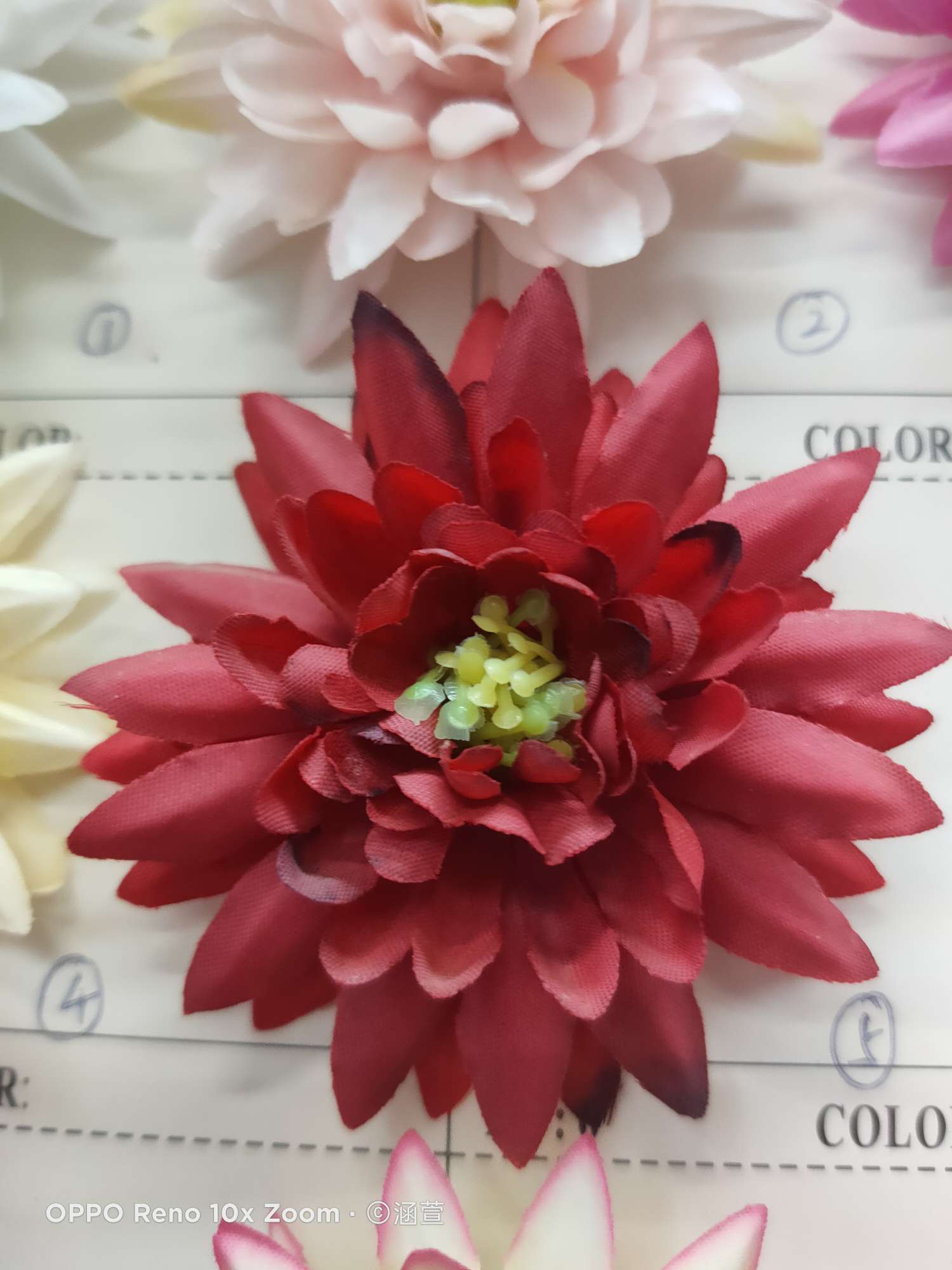 Simulation flowers simulation flowers flowers fake flowers decorate dahlia chrysanthemum bright red