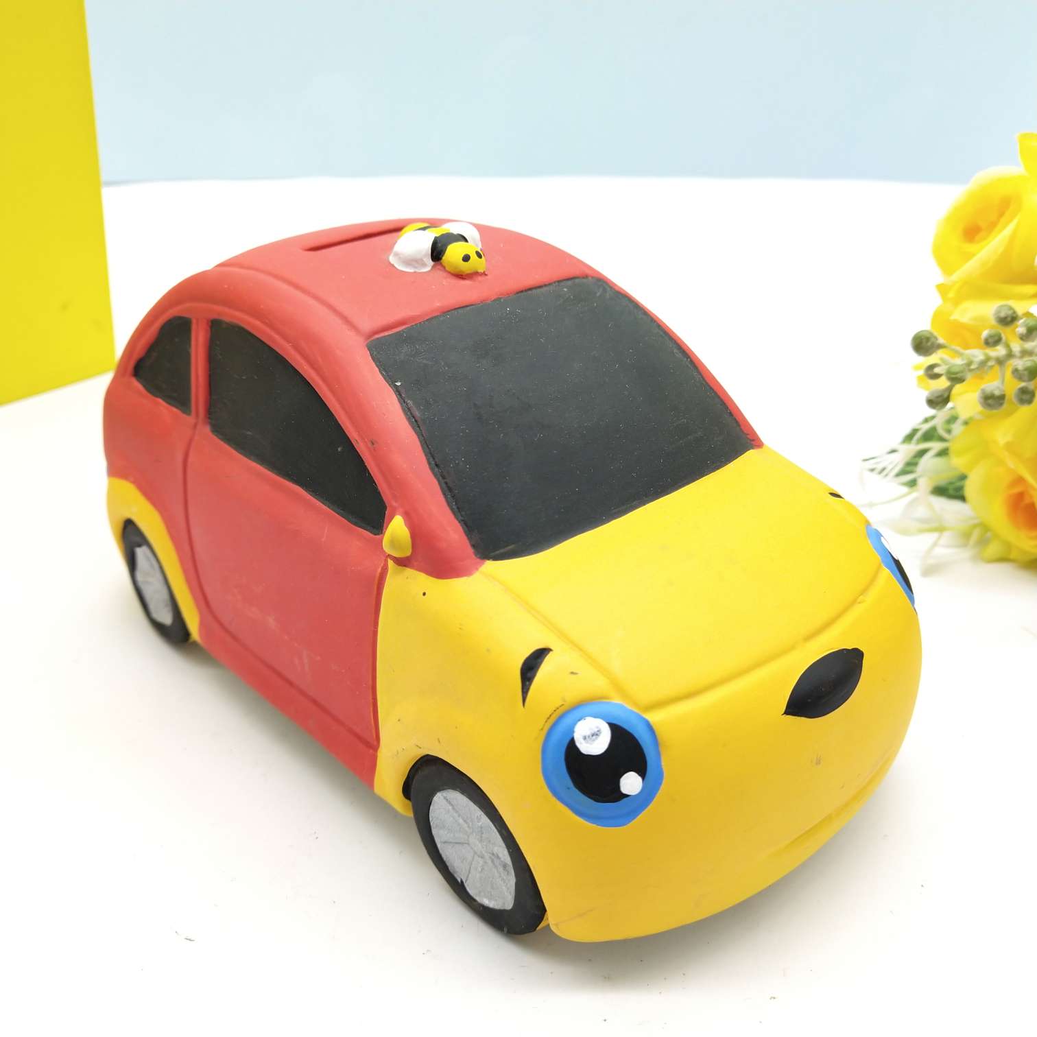 Large car series ceramic piggy bank with white body painting Item Picture