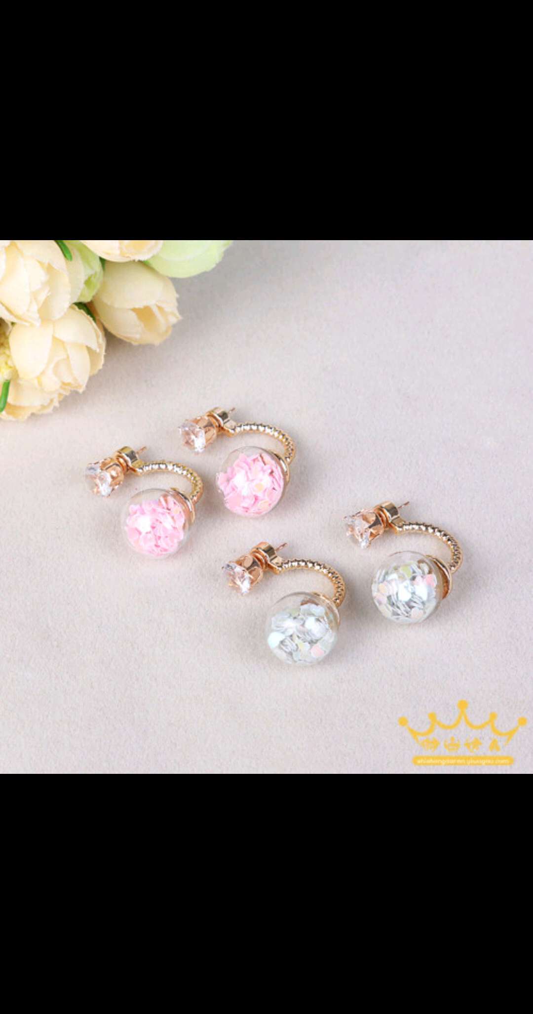 Korean exaggerated and individualistic heart-shaped sequined fresh earrings, versatile accessories, twist twist buckle earrings details Picture