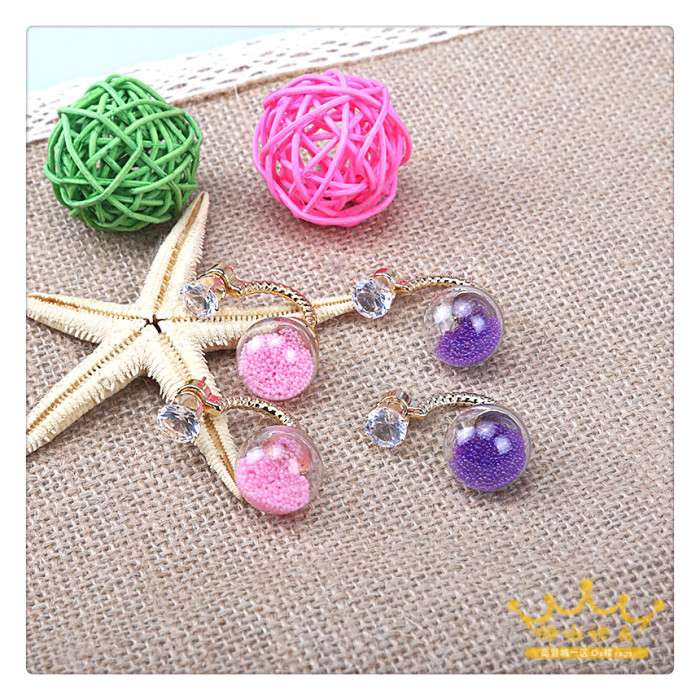 Diamond-encrusted crystal stud earrings for women, super sparkling earrings, glass ball twist bending machine imitation diamond stud earrings undefined
