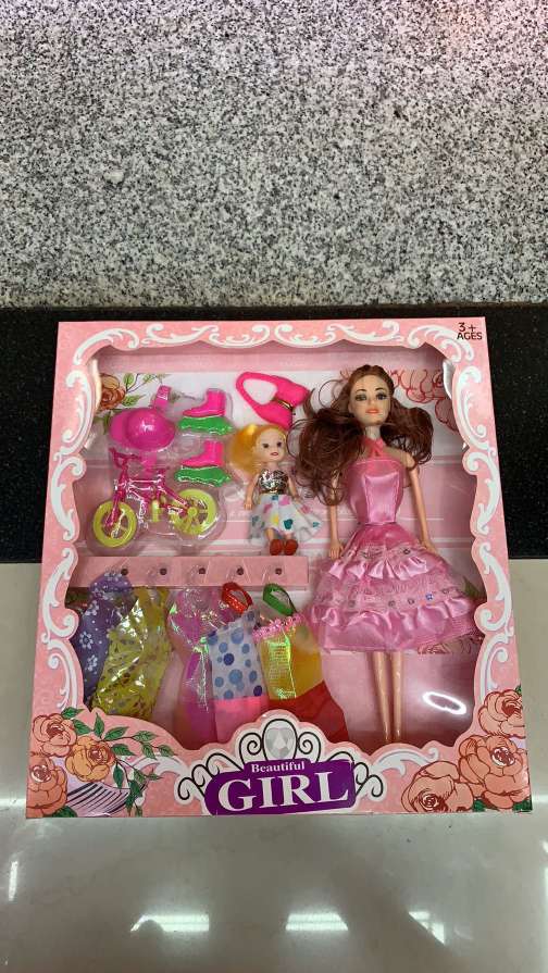 Change into a Barbie doll thumbnail