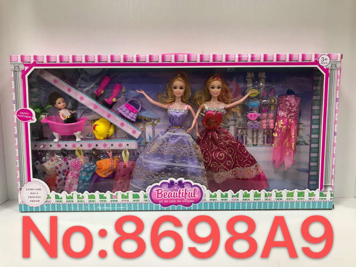 Long box dress-up Barbie