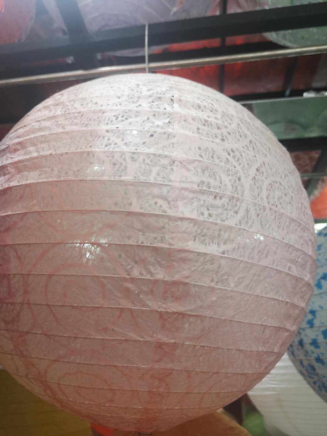 棉纸镂空工艺灯笼1