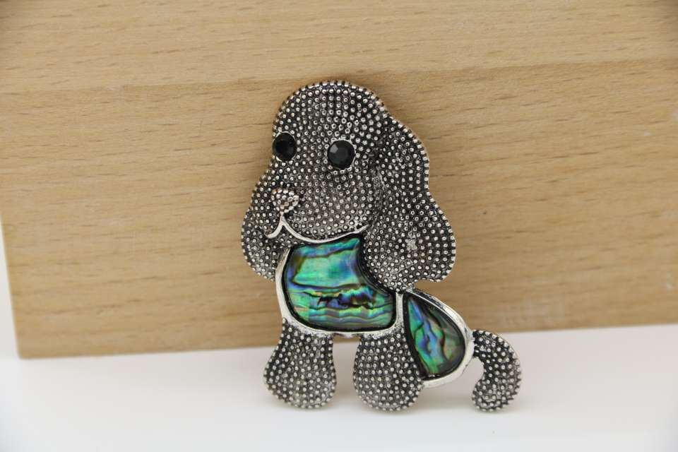 Natural New Zealand abalone shell ornament dog shell brooch thumbnail