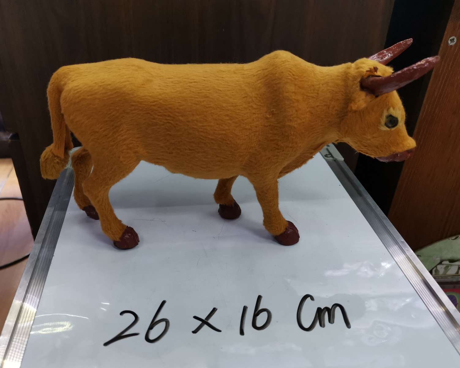 厂家直销新宇裘皮工艺仿真牛0011款