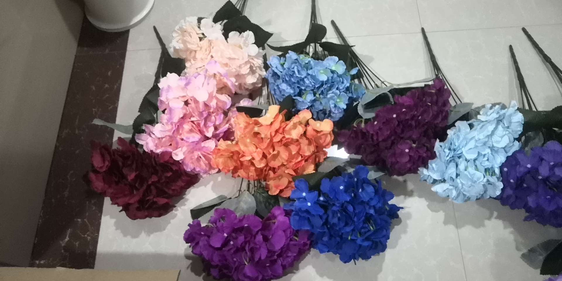 Artificial Flower Silk Flower Artificial Hydrangea Wedding Plastic Bouquet 5 Head Hydrangea Specification drawing