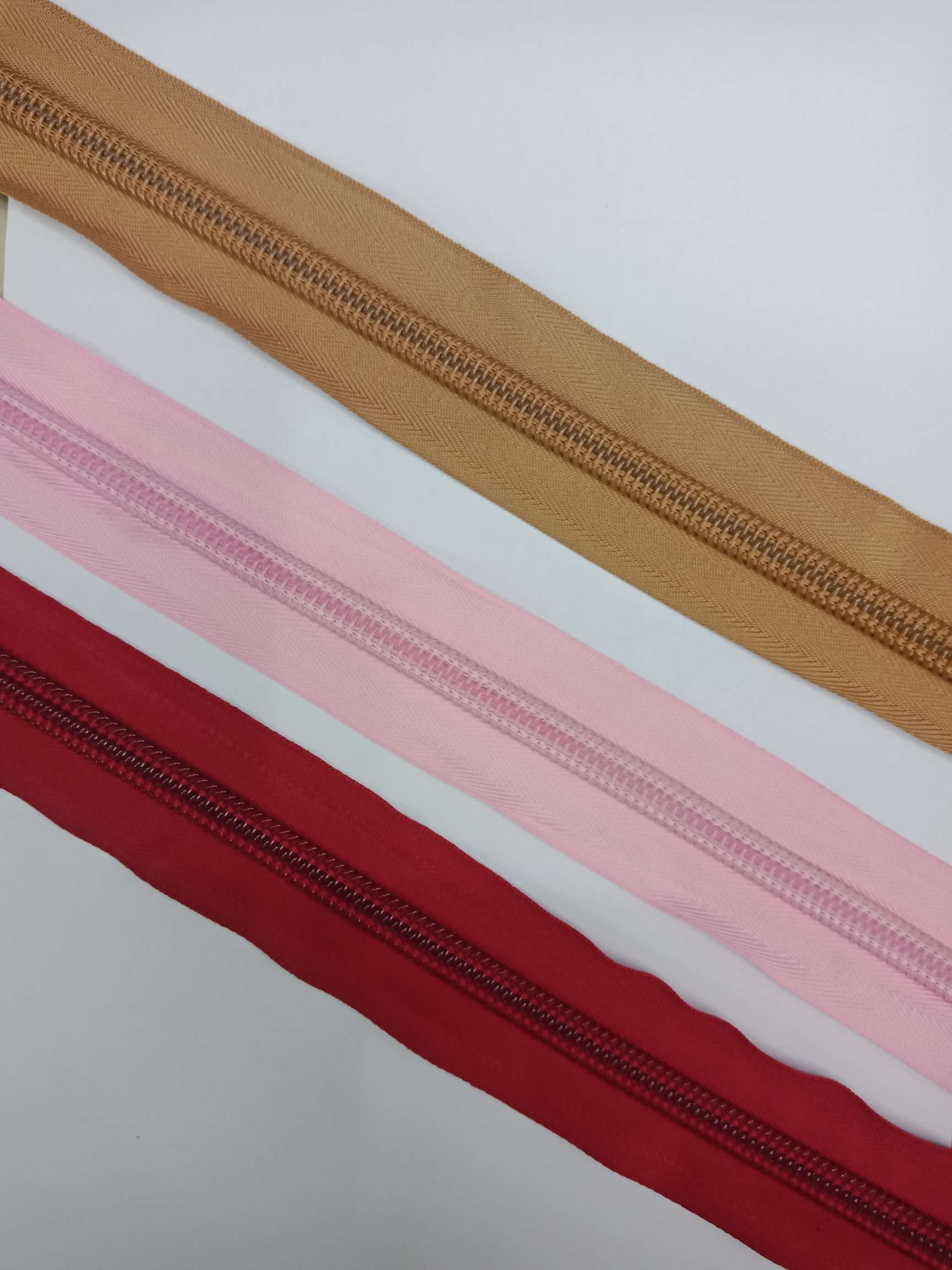 Factory direct selling 10# nylon code zipper bags zipper mattress zipper tent zipper thumbnail