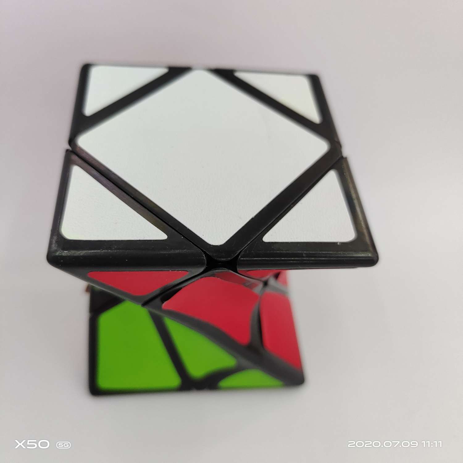 异形趣味三阶魔方扭曲斜转贴纸实色魔方