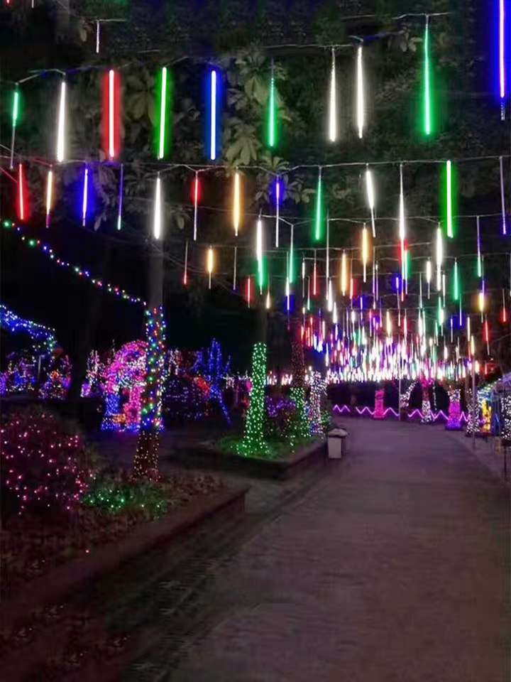 Meteor shower led lights, seven-color lights, flashing lights, string lights, starry sky, outdoor waterproof lighting, decorative tree lights hung on trees, 2 meters long Item Picture