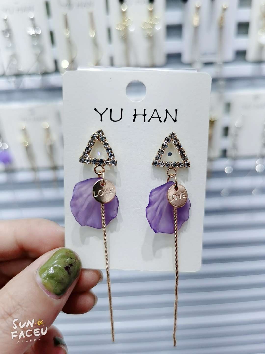 Purple petal earrings 2020 new Korean web celebrity female earrings sen individuality student earrings thumbnail