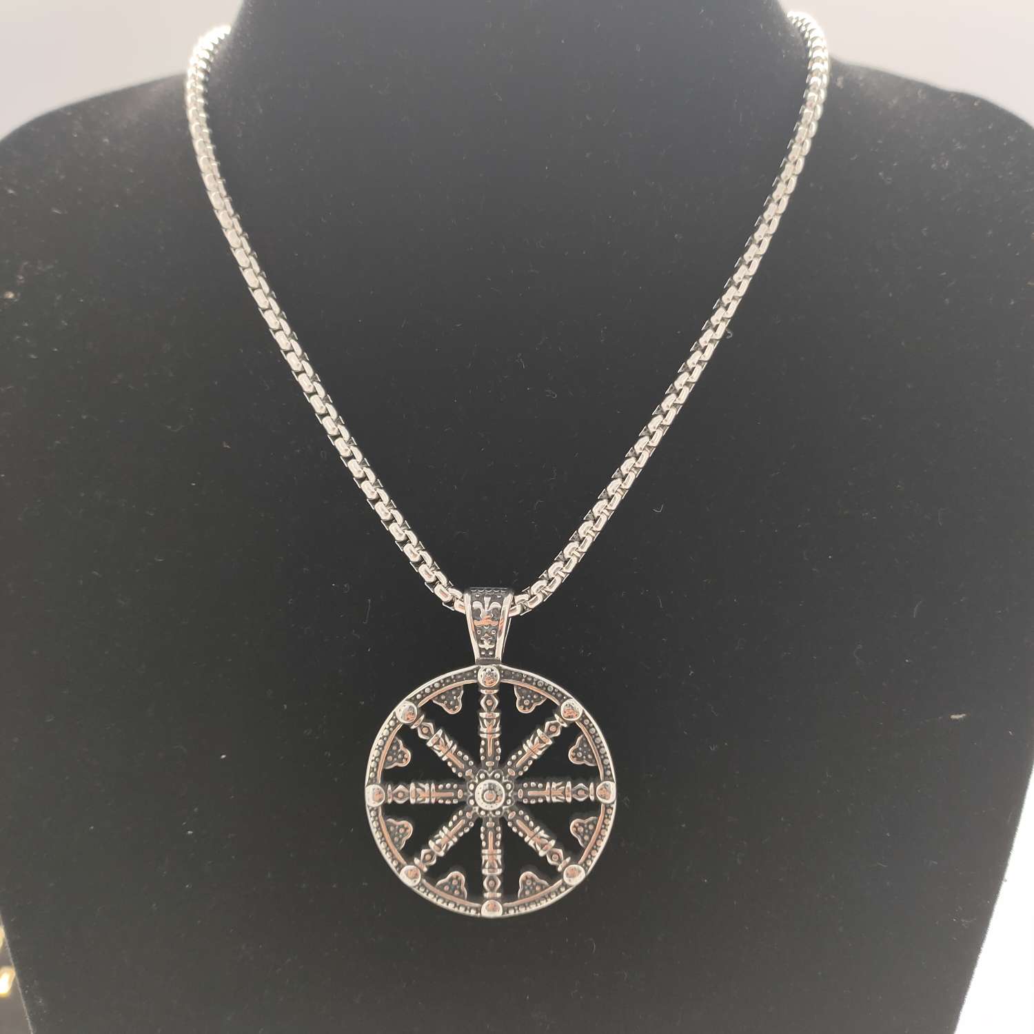 Square Pearl Necklace With Stainless Steel Pendant