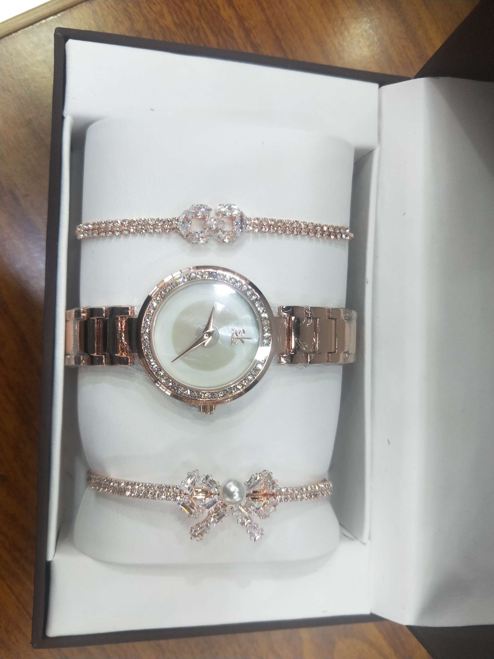 时尚手表手镯手链