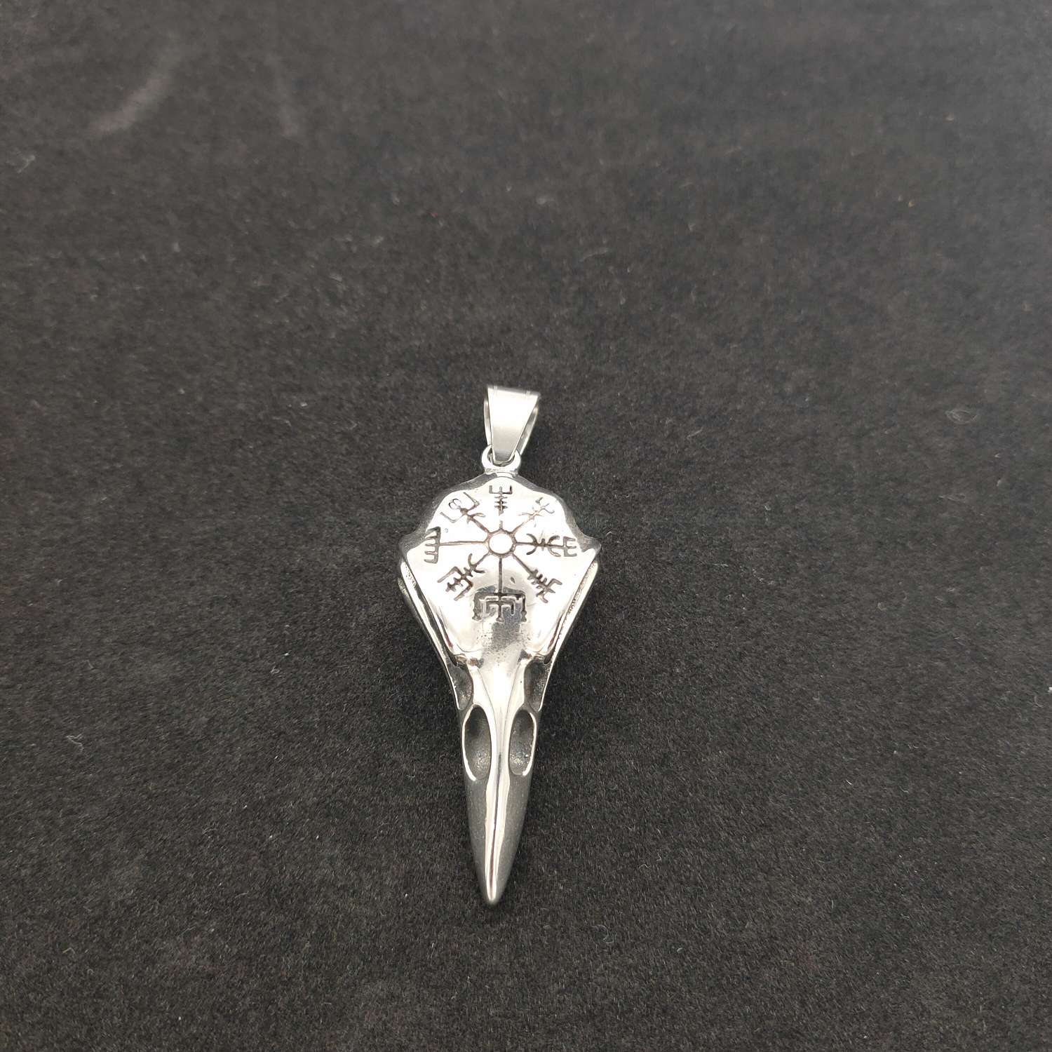Square Pearl Necklace And Eagle Beak Pendant details Picture