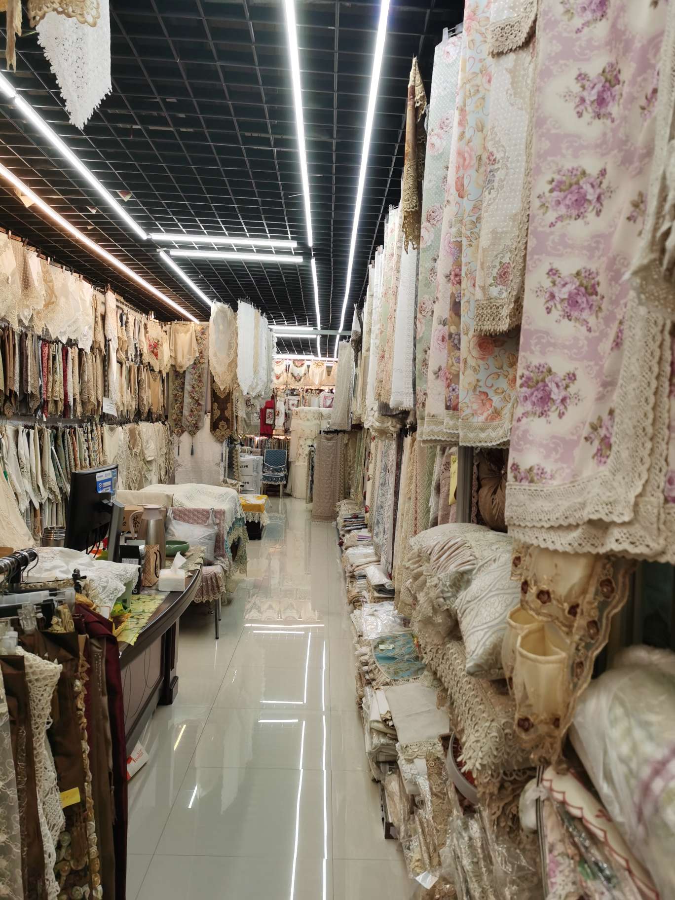 Lianyi Fabric Art describe pic - 1