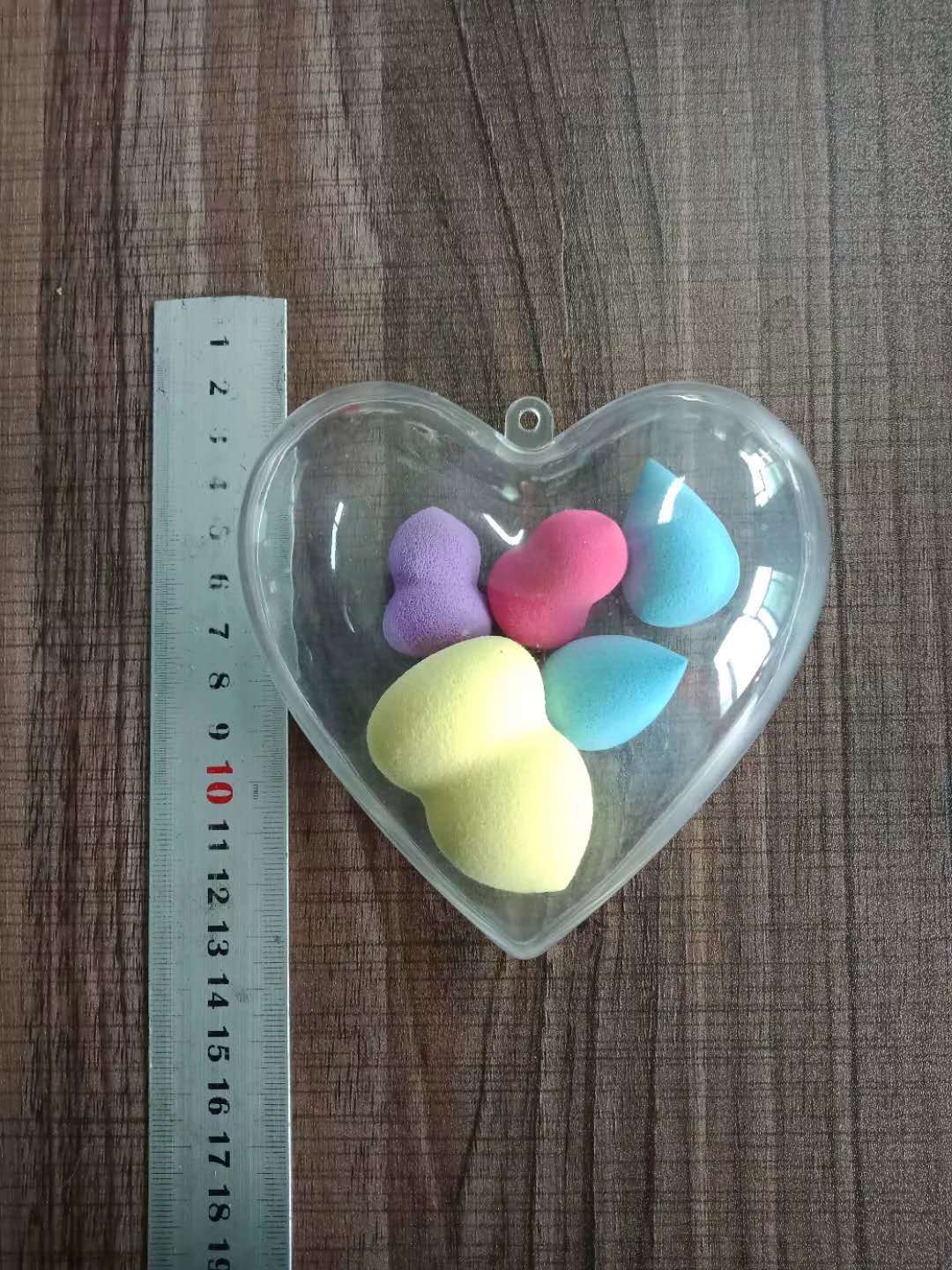 8 cm love thumbnail