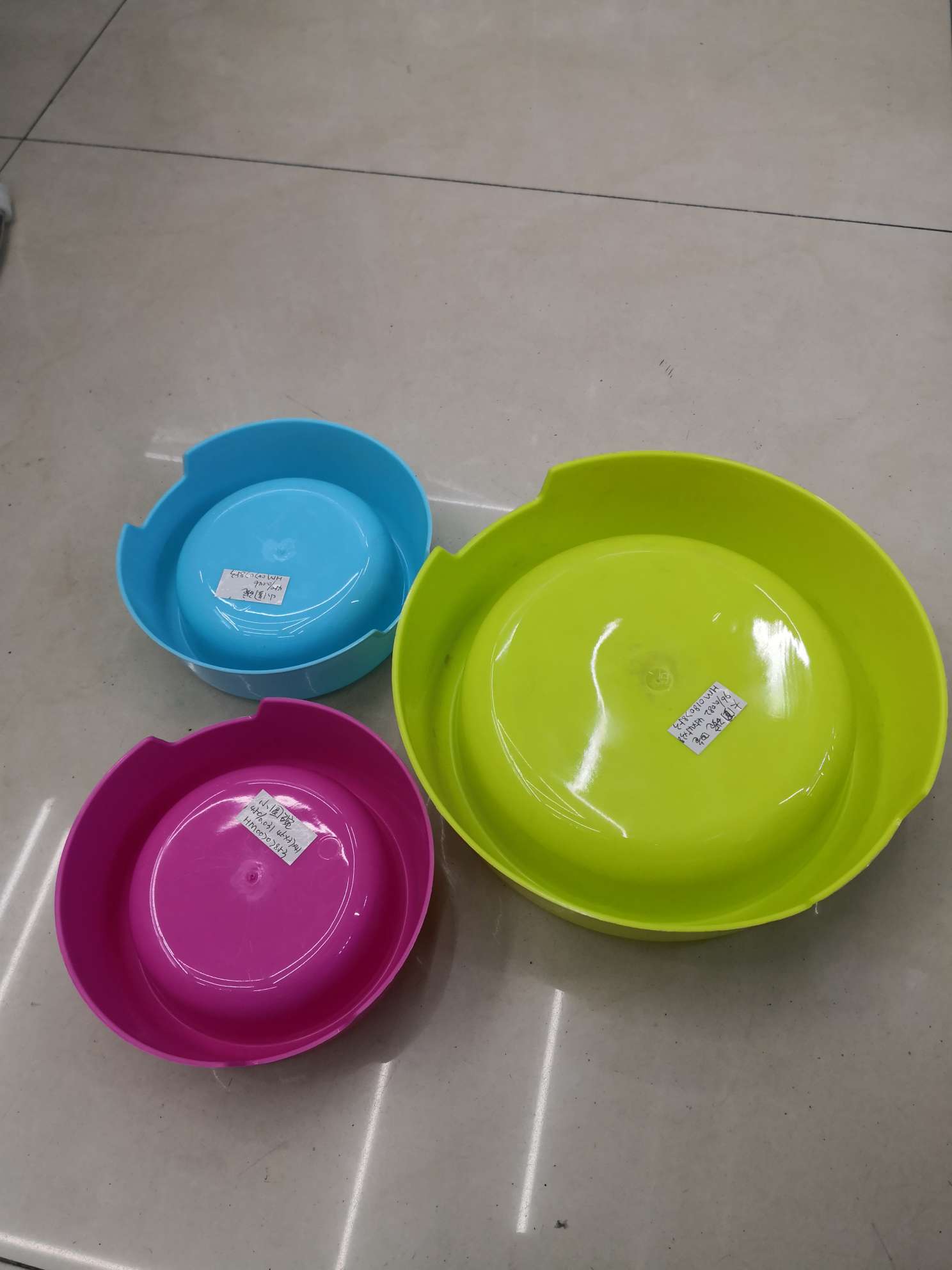 塑料宠物碗食盆狗碗糖果色圆形猫碗厂家直销详情图3