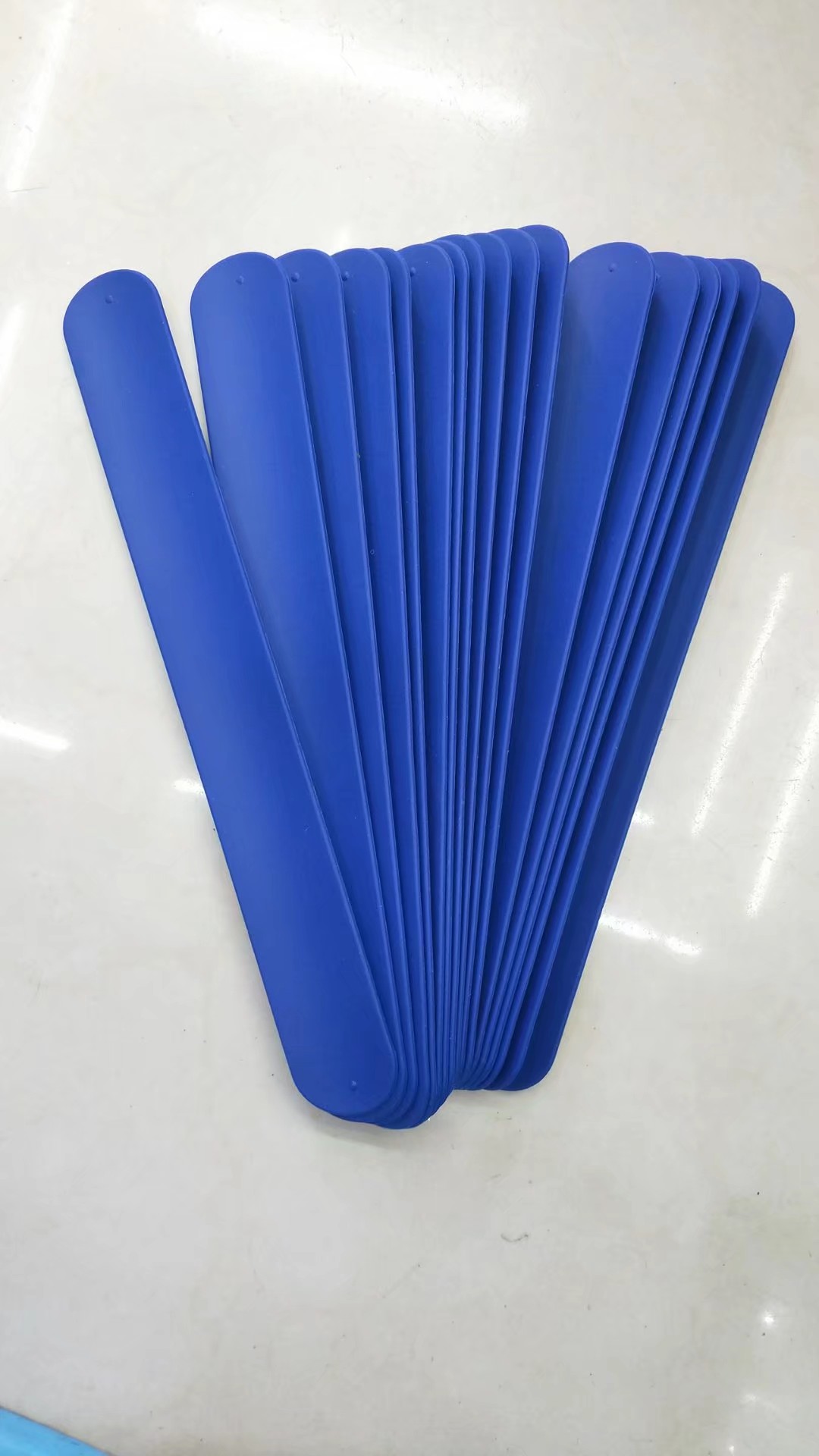 硅胶啪啪圈，手腕带产品图