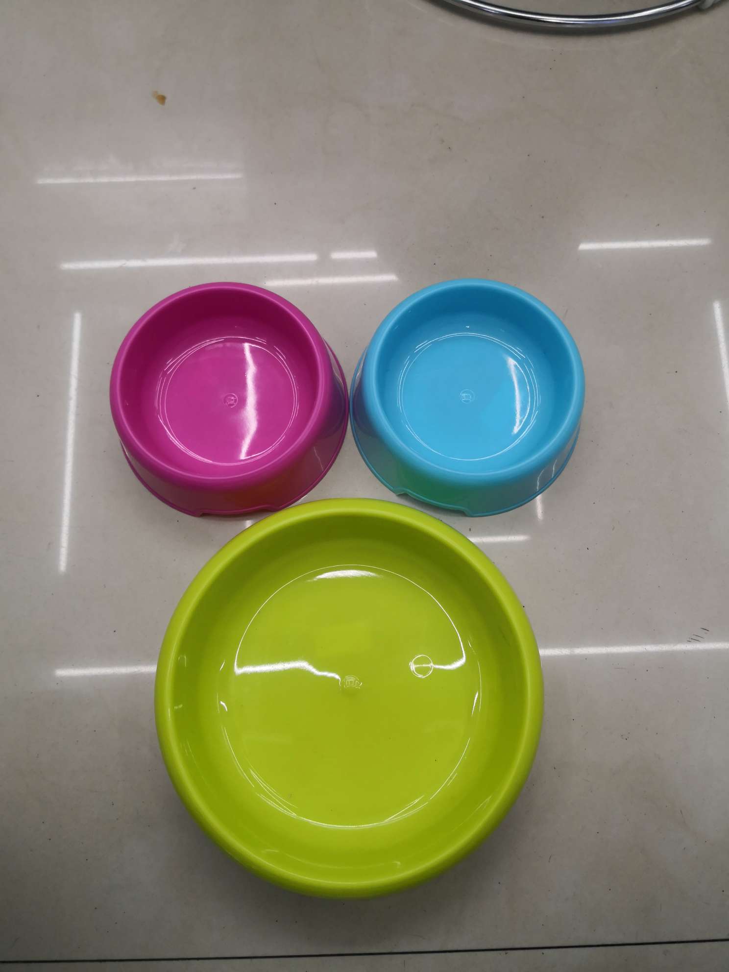 塑料宠物碗食盆狗碗糖果色圆形猫碗厂家直销详情图2