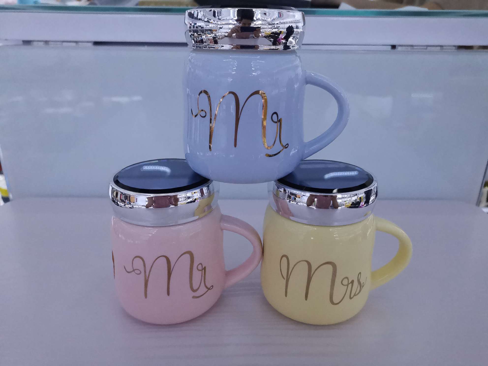 Classic glazed mirror-finished ceramic cups, coffee cups, water cups