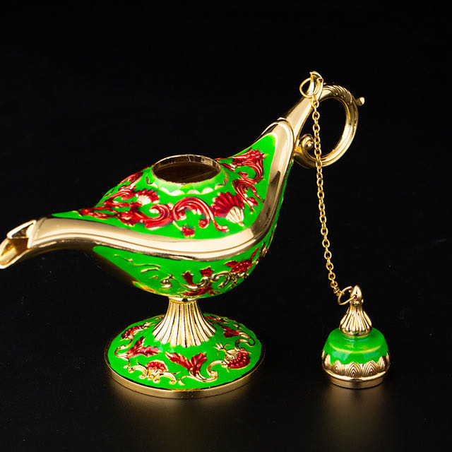 Metal handicrafts, home decorations, gifts, living room wine cabinets, decorative items, European-style creative and retro Aladdin's magic lamp undefined