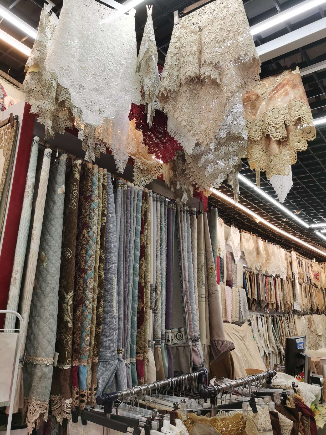 Lianyi Fabric Art describe pic - 3