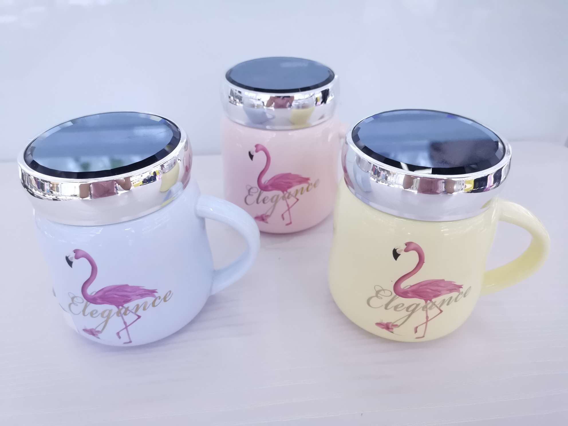 Classic and fresh glazed flamingo mirror ceramic cup, coffee cup, water cup