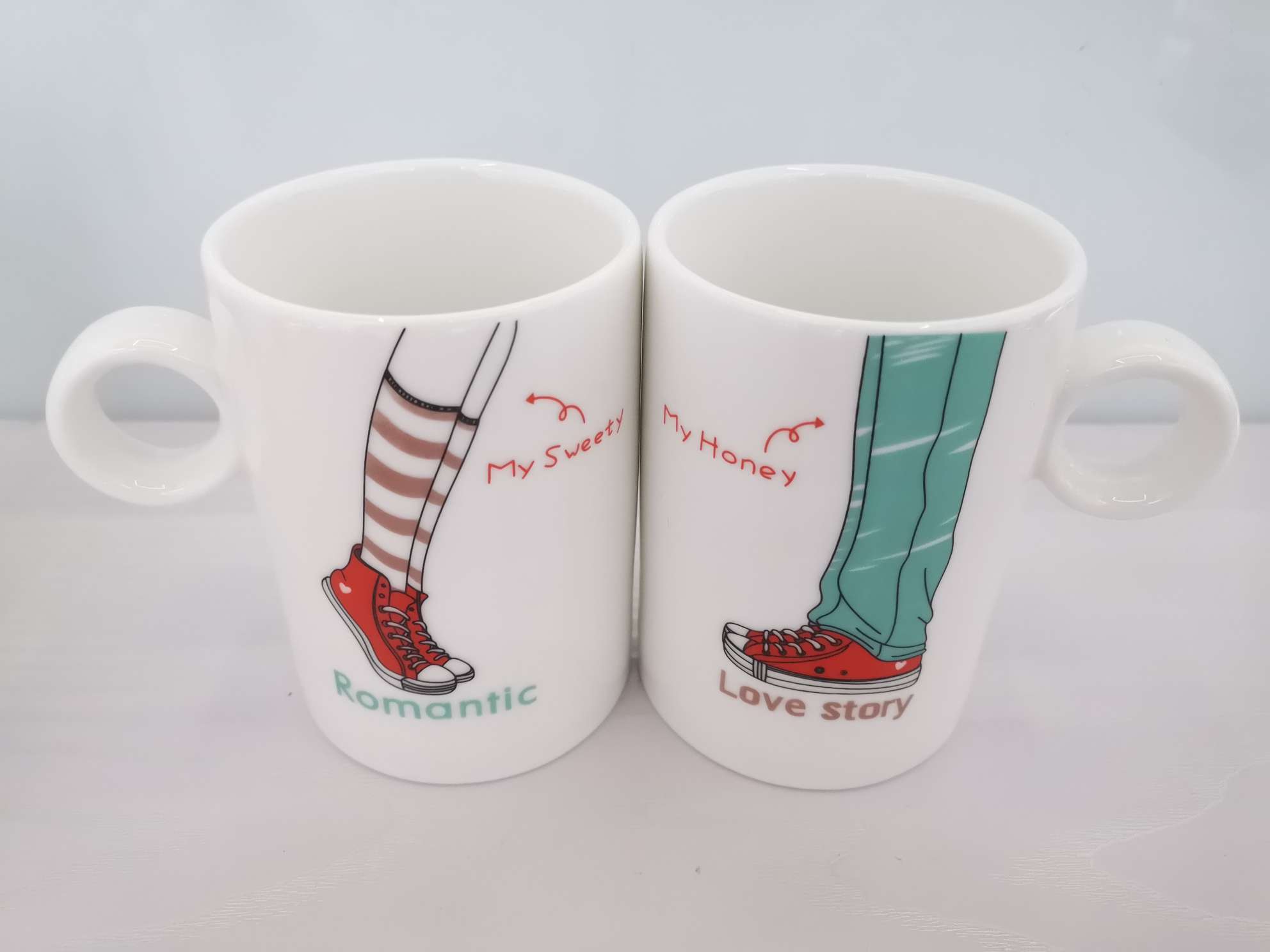 Daily necessities cup series: Ceramic mugs, exquisite enamel cups, creative relief design cups, drinking essentials mugs, ceramic cups, ceramic cups, mugs, porcelain cups, ceramic cups, porcelain cups Item Picture