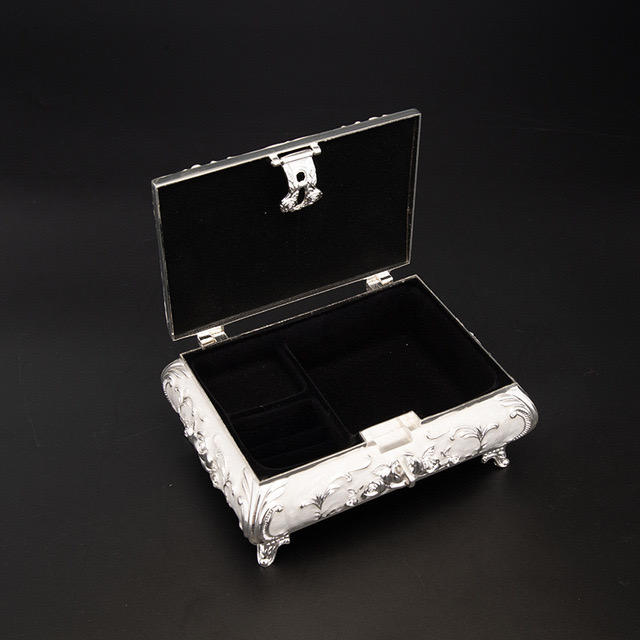 European-style Russian metal storage boxes, jewelry boxes, handicrafts, high-end retro and creative factory direct sales
