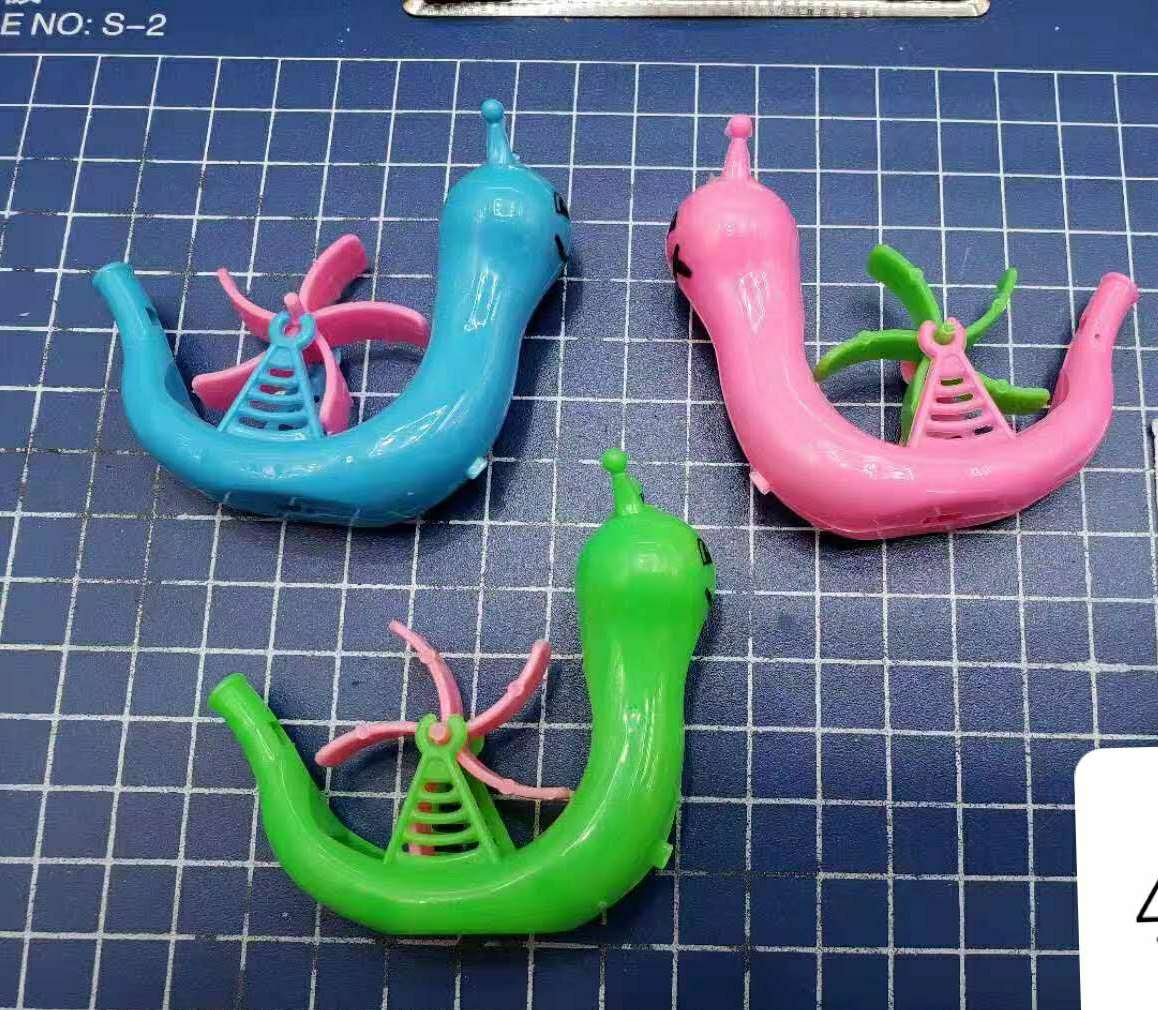 Plastic snail whistle thumbnail