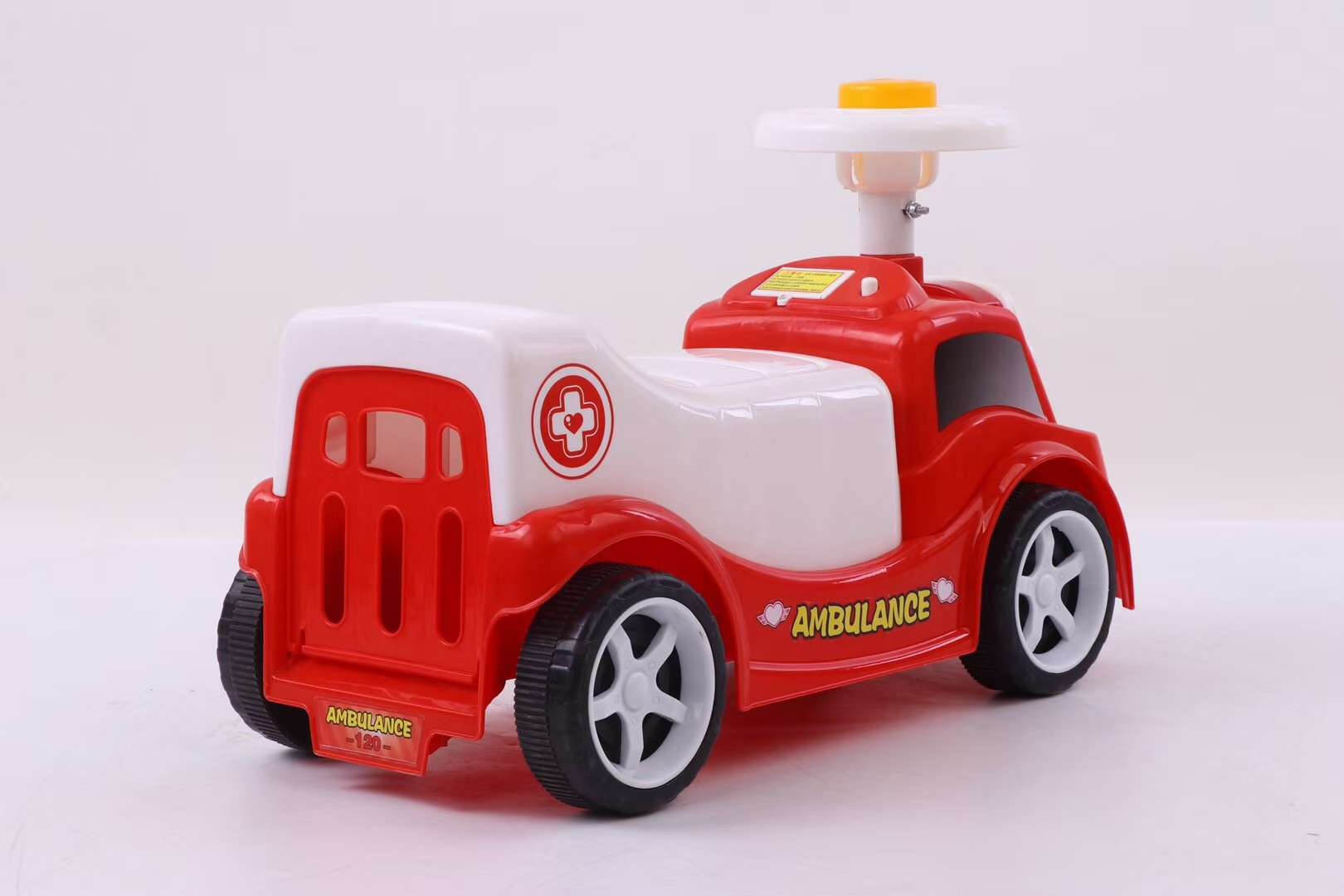 2020新款儿童滑行车溜溜车带音乐带玩具白底实物图