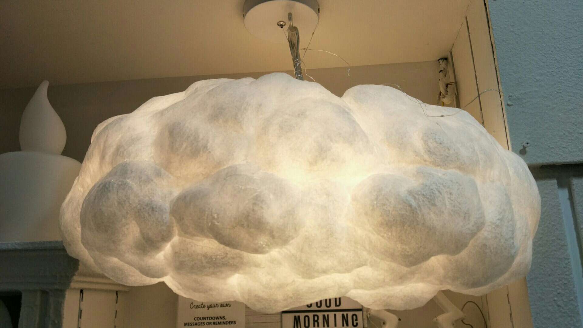 Shaped light cloud