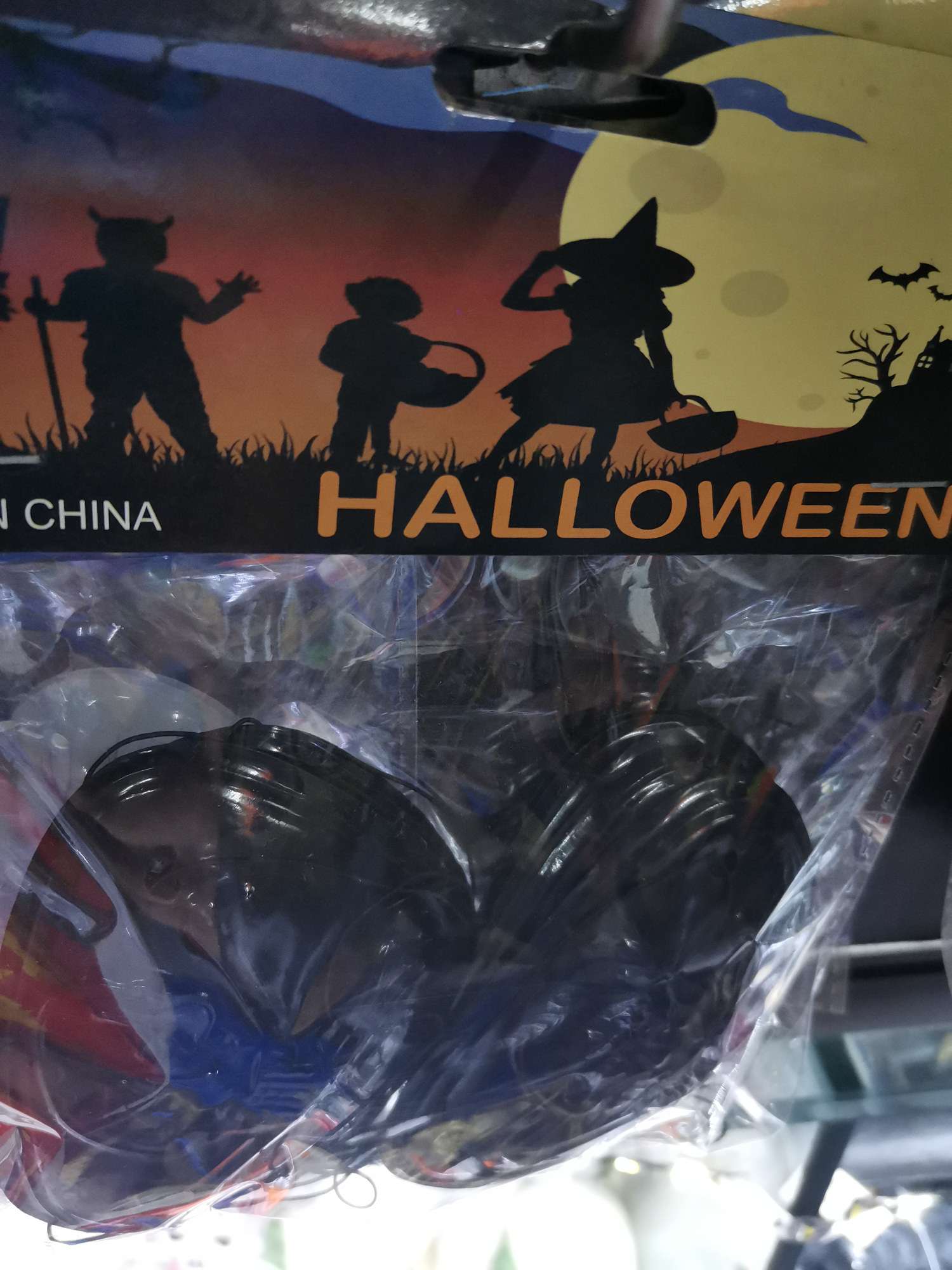 Black eye mask pumpkin Halloween festival supplies are popular for parties