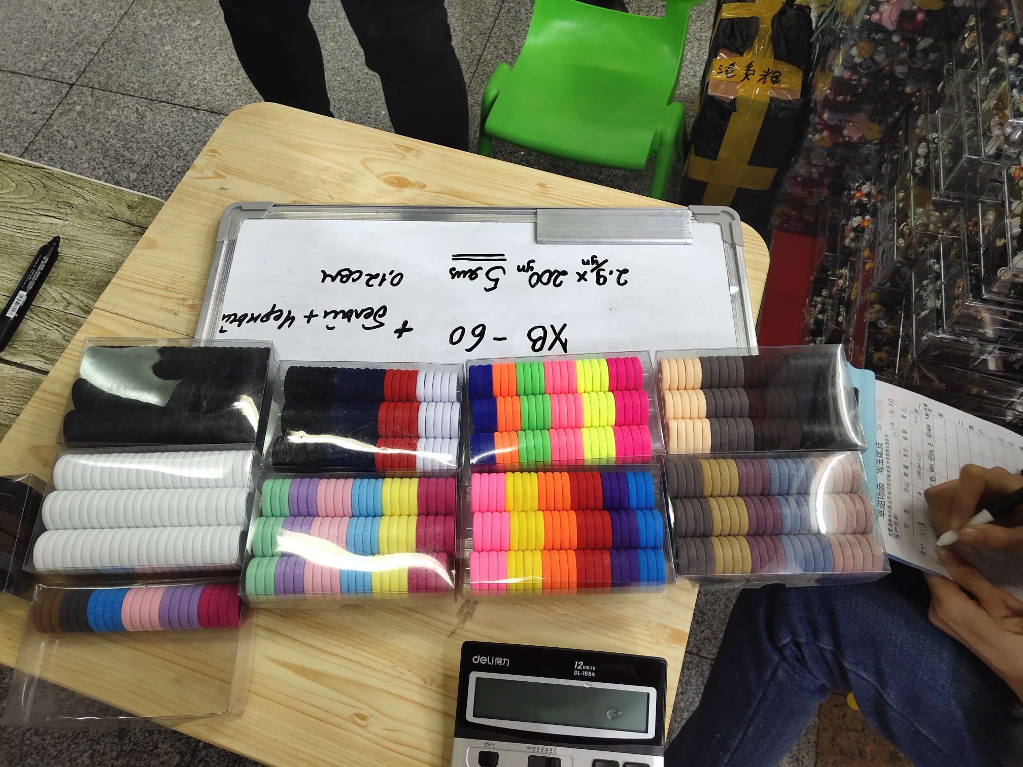 40 Black crocodile pp clips are so colorful and delicious. Just looking at them makes me want them so colorful and delicious that I want them so much