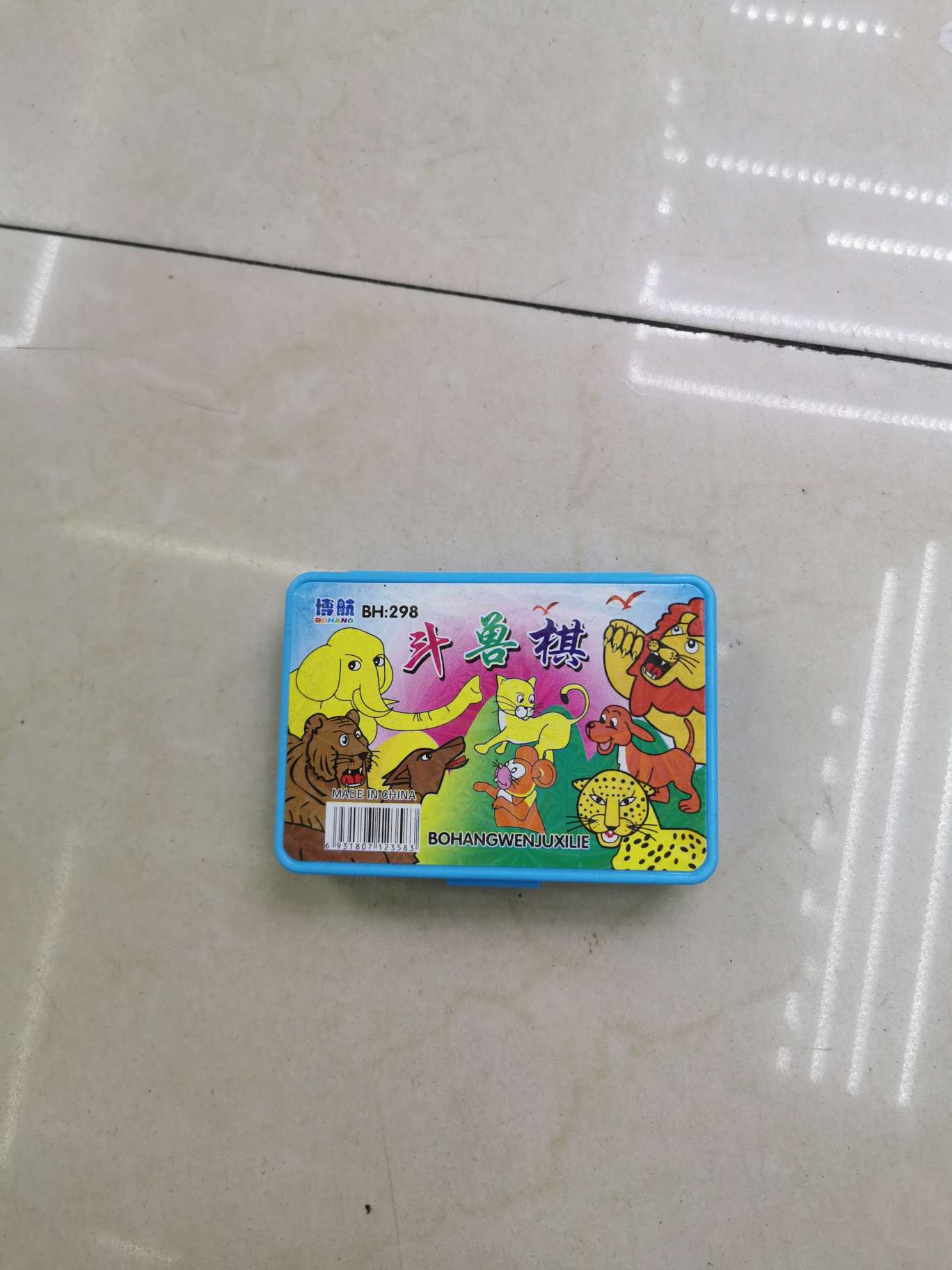 一箱装600盒，一箱子起发货。